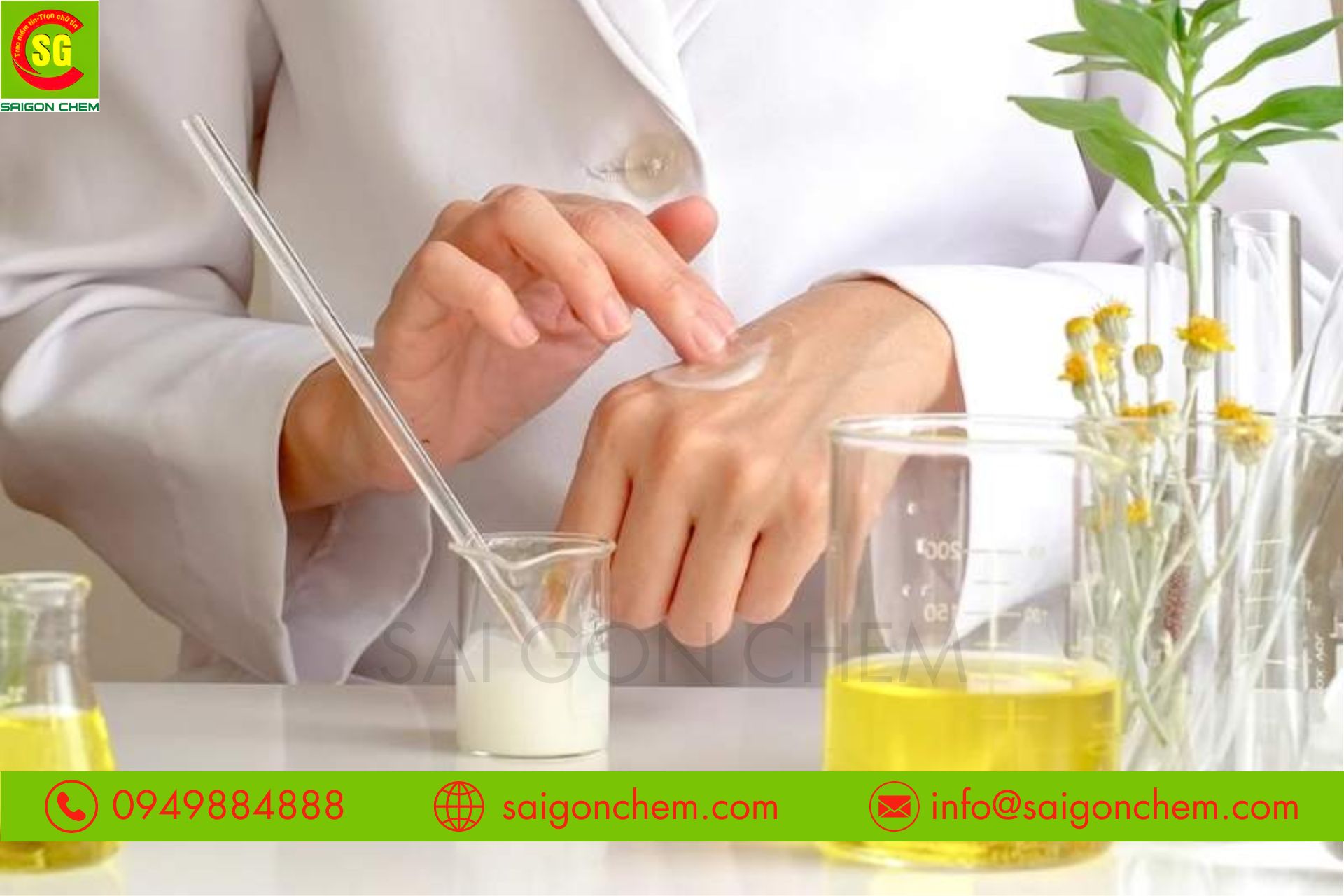 Hóa Chất Trong Mỹ Phẩm: Phân Tích Chuyên Sâu Về Vai Trò và Ứng Dụng